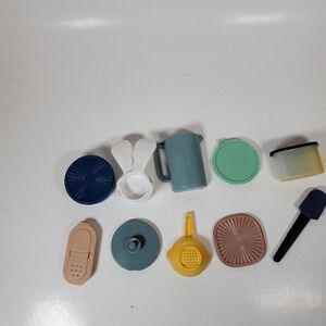 VINTAGE TUPPERWARE REFRIGERATOR MAGNETS - SET OF 10